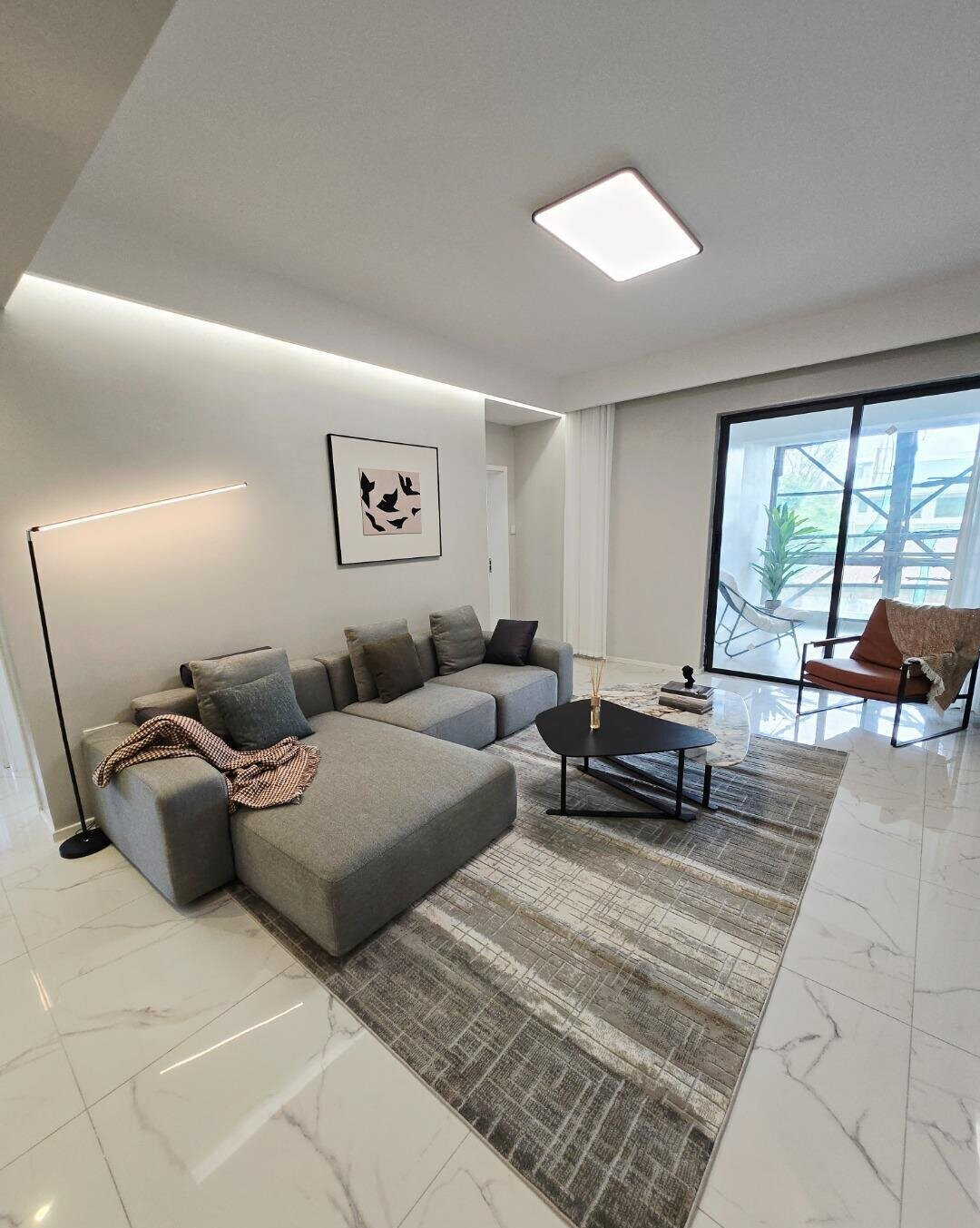 3BR Apartment with Rooftop Pool & Gym – Upperhill, Nairobi
