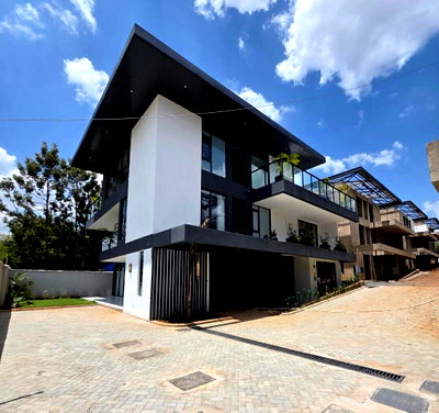 KSh 170M 5BR Mansion with Garden