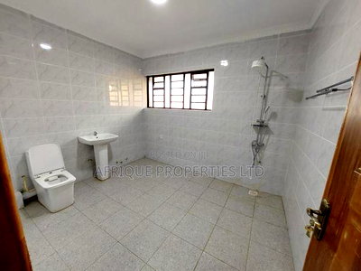 4bdrm Mansion in Membley for sale - Image 9