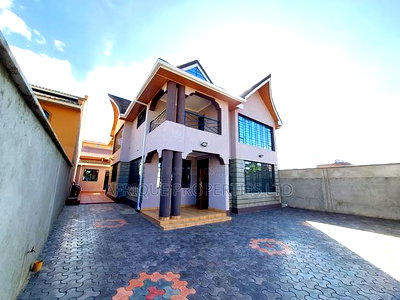 4bdrm Mansion in Membley for sale - Image 1