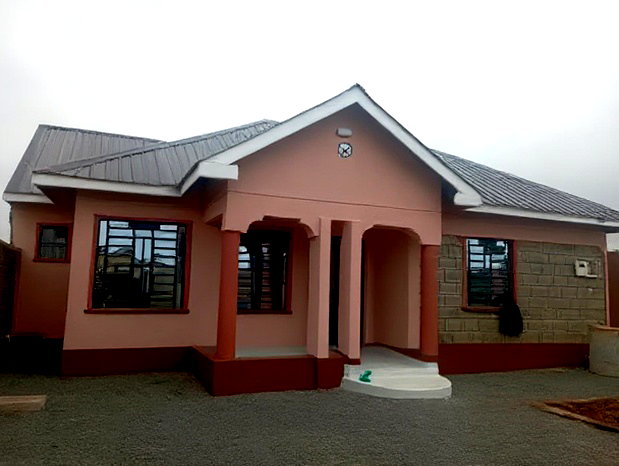 3bdrm Bungalow in Ngoingwa Tora for sale