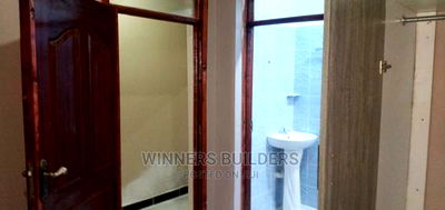 3bdrm Bungalow in Ngoingwa Tora for sale - Image 14