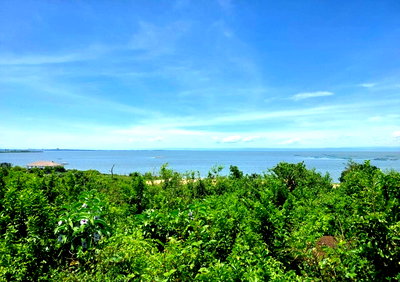 8-Acre Beachfront Land in Kisumu West