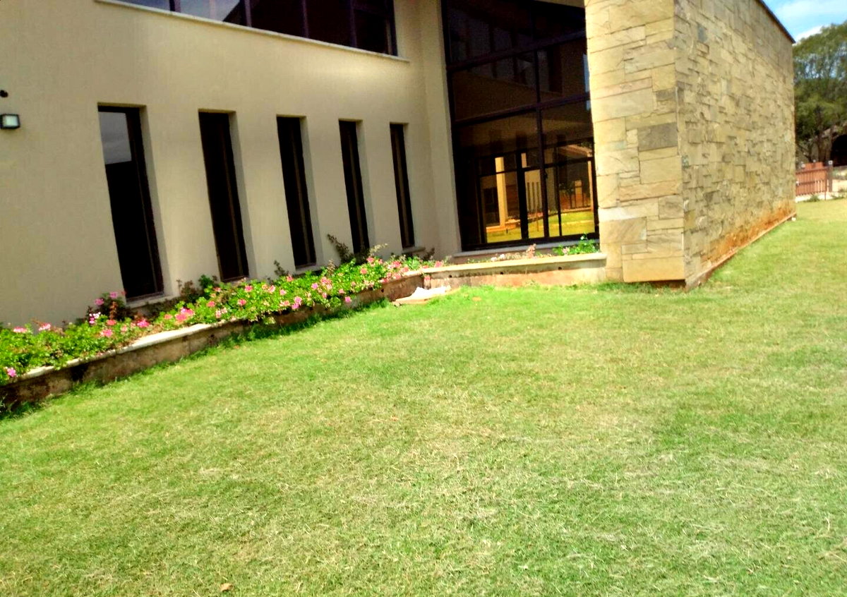 4-Bed Townhouse with Pool & Clubhouse – Karen Gated Community
