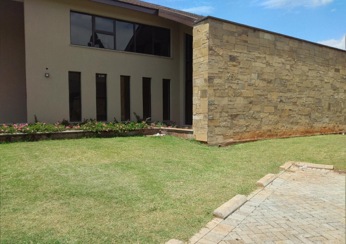 4-Bed Townhouse with Pool & Clubhouse – Karen Gated Community