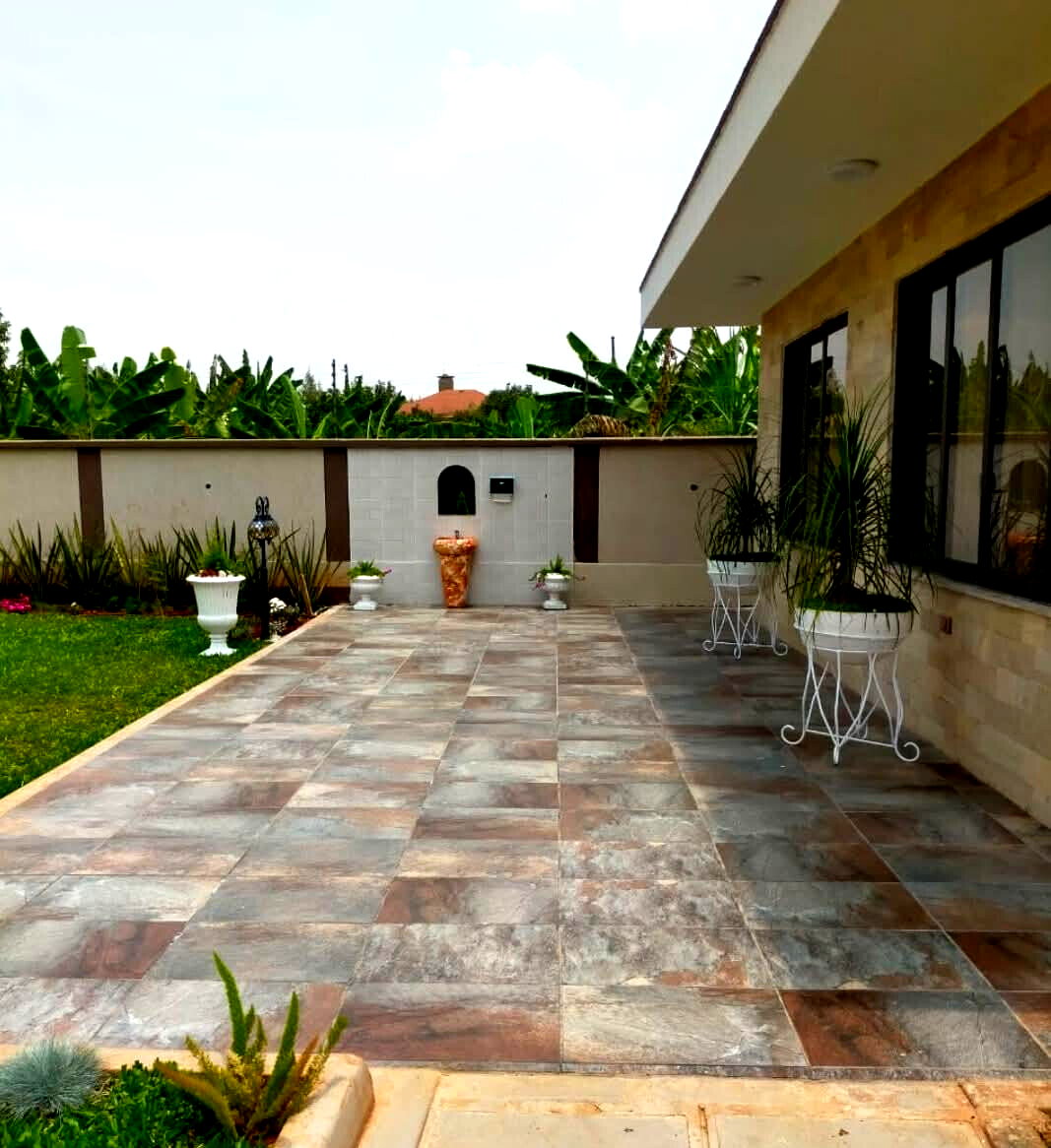 5-Ensuite Villa with Gym, Sauna & Chef's Kitchen – Karen Bogani