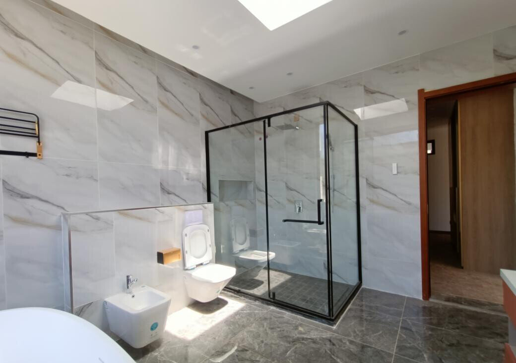 6-Ensuite Townhouse with Lift & Rooftop Terrace - Lavington