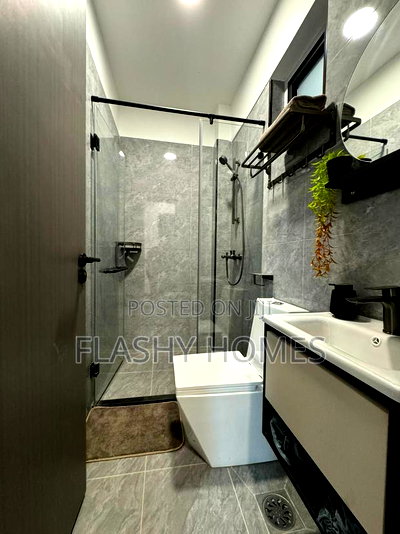 2bdrm Apartment in Lavington for sale - Image 5