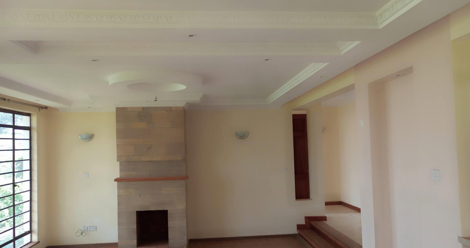 4BR Townhouse with Sunken Lounge & Fireplace - Runda