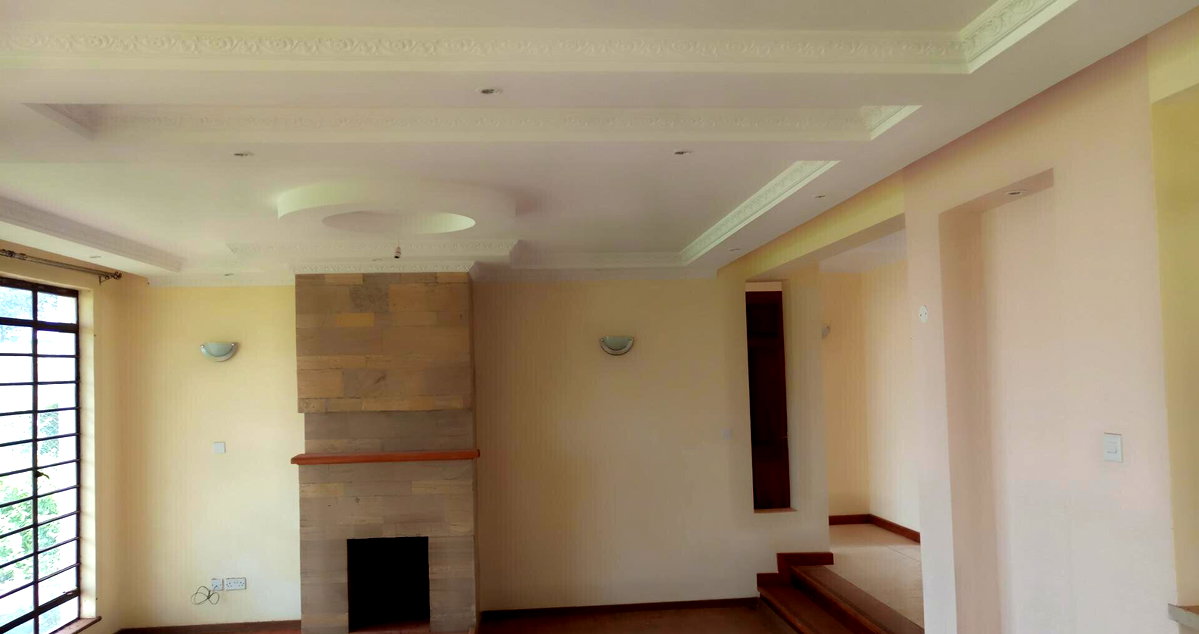 4BR Townhouse with Sunken Lounge & Fireplace - Runda