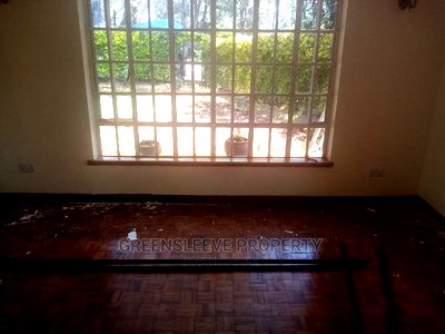 5bdrm Townhouse / Terrace in Hardy for Rent - Image 10