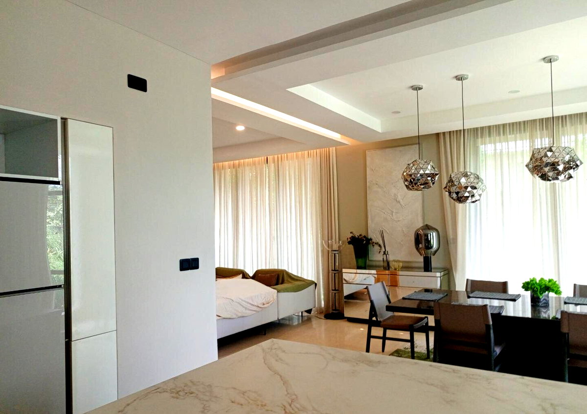 5BR Ultra-Modern Villa with Rooftop Wine Cooler & BBQ - Westlands