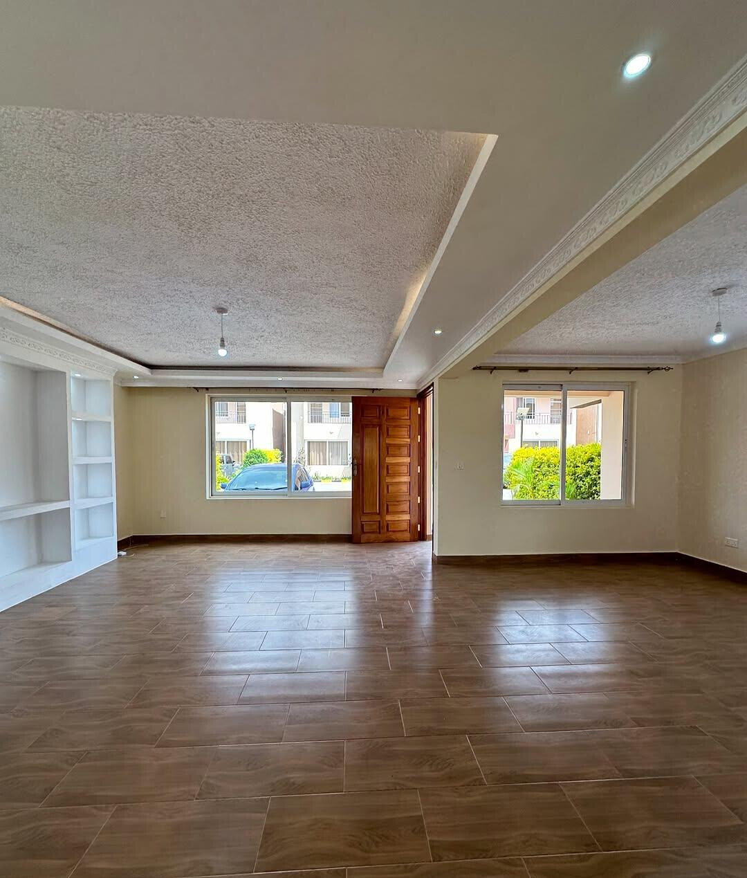 4 En-Suite Bedrooms with Private Garden & Laundry - Syokimau