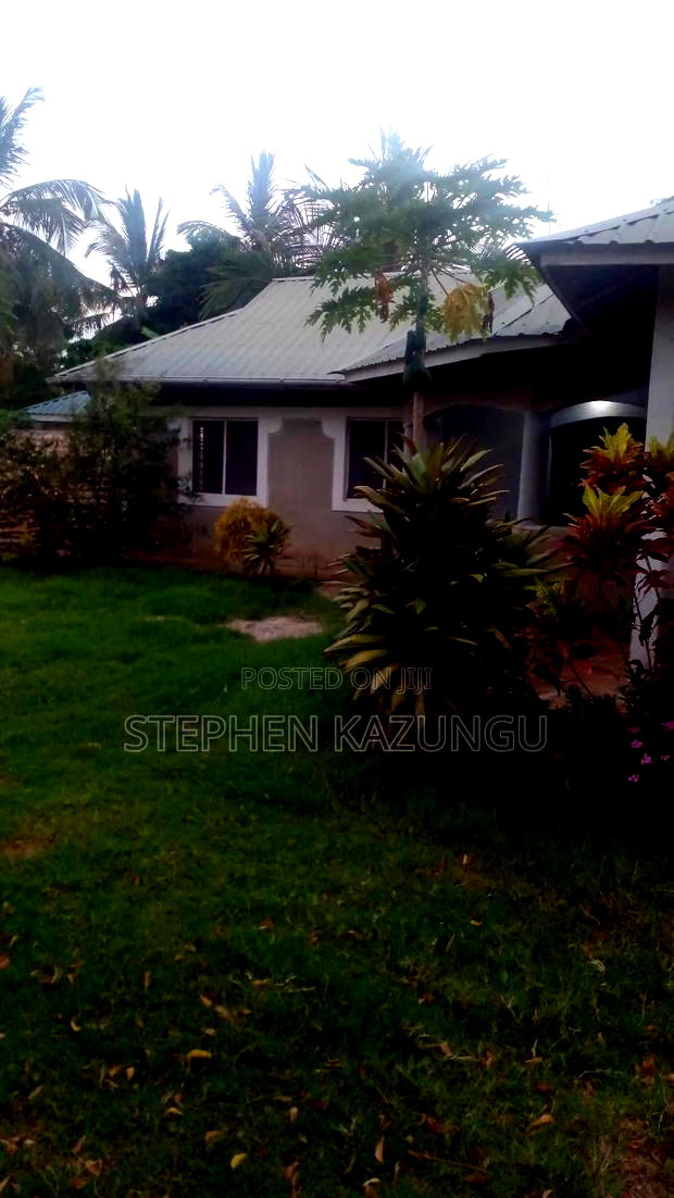 3bdrm House in Mvindeni Market, Ukunda for rent