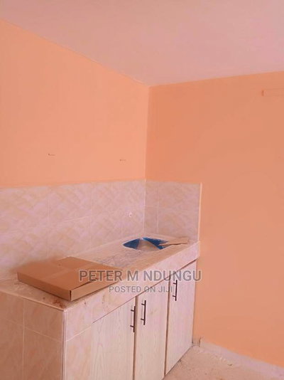 Flat to Let,One Bedrooms - Image 4