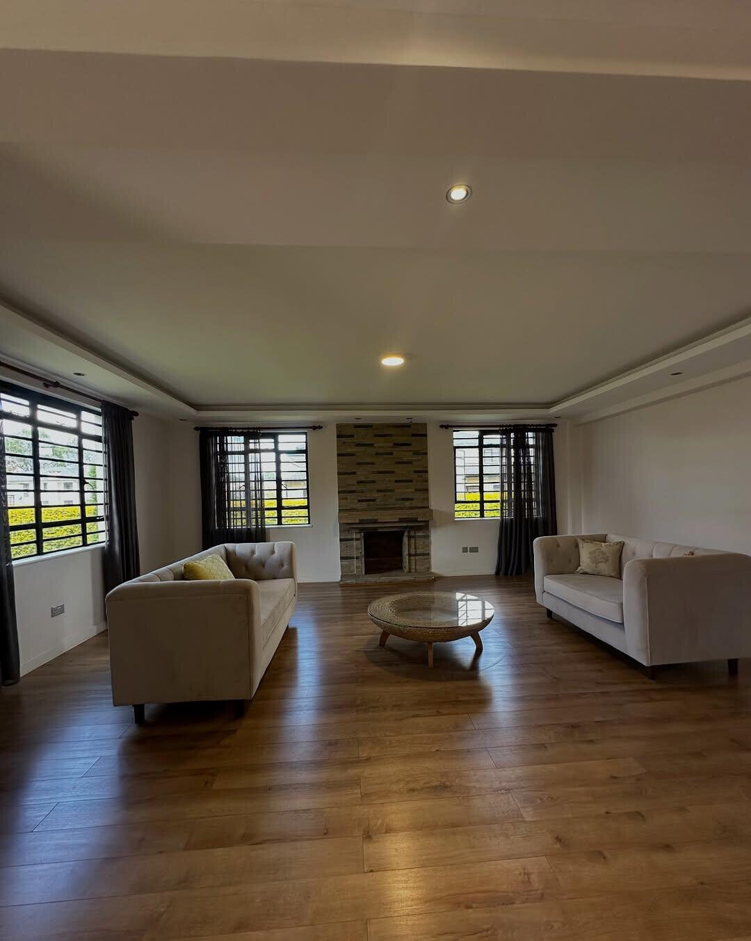 5BR Townhouse with Parking in Tigoni