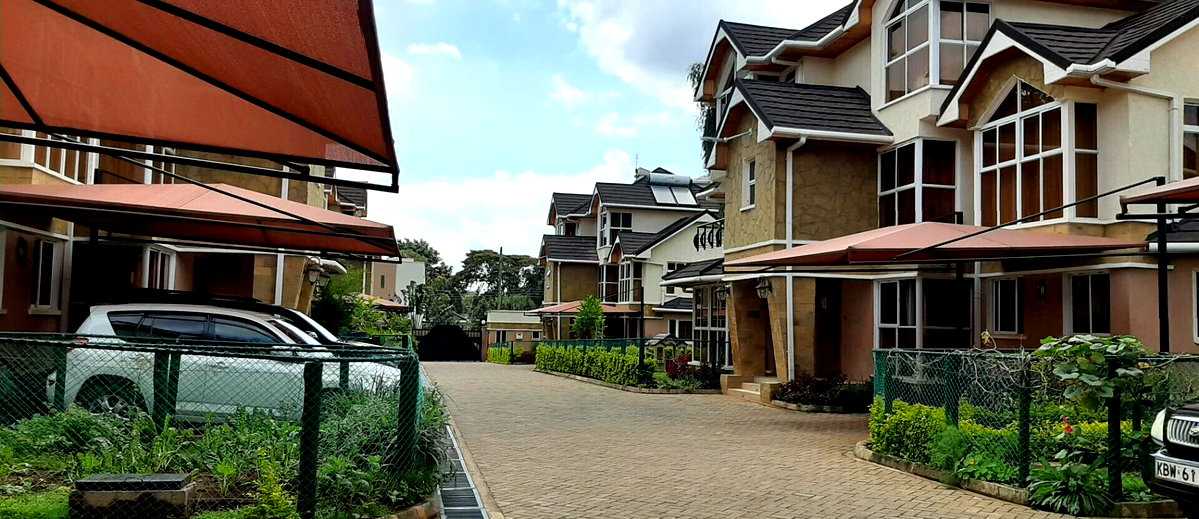 5-Ensuite Townhouse with Fireplace & Walk-In Closets - Lavington