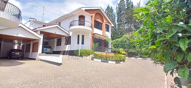 5bdrm Townhouse / Terrace in Kilimani for rent
