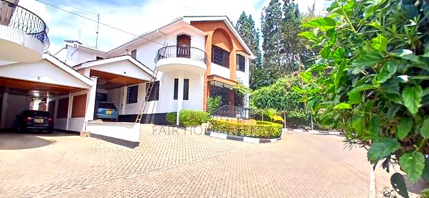 5bdrm Townhouse / Terrace in Kilimani for rent