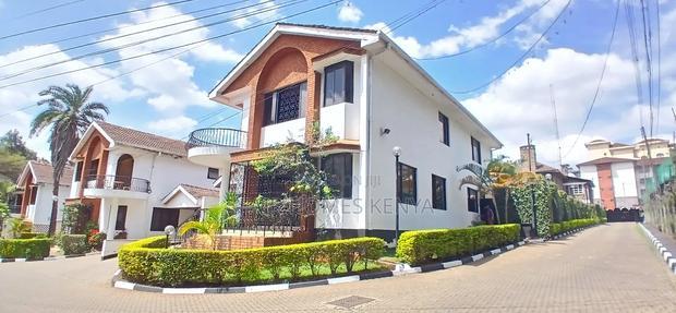 5bdrm Townhouse / Terrace in Kilimani for rent