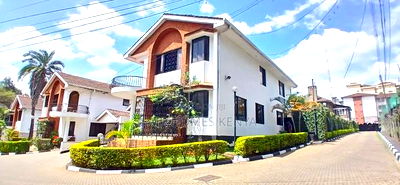 5bdrm Townhouse / Terrace in Kilimani for rent - Image 1