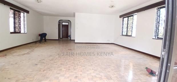 5bdrm Townhouse / Terrace in Kilimani for rent