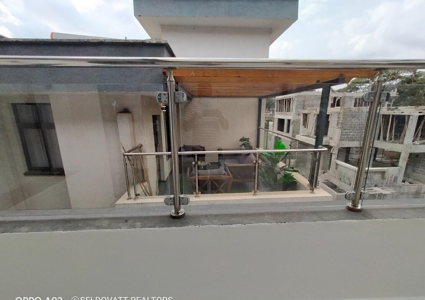 5-Ensuite Townhouse with DSQ & Open-Plan Living - Lavington