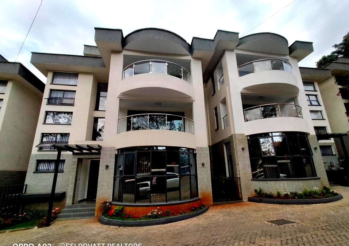 5-Ensuite Townhouse with DSQ & Open-Plan Living - Lavington