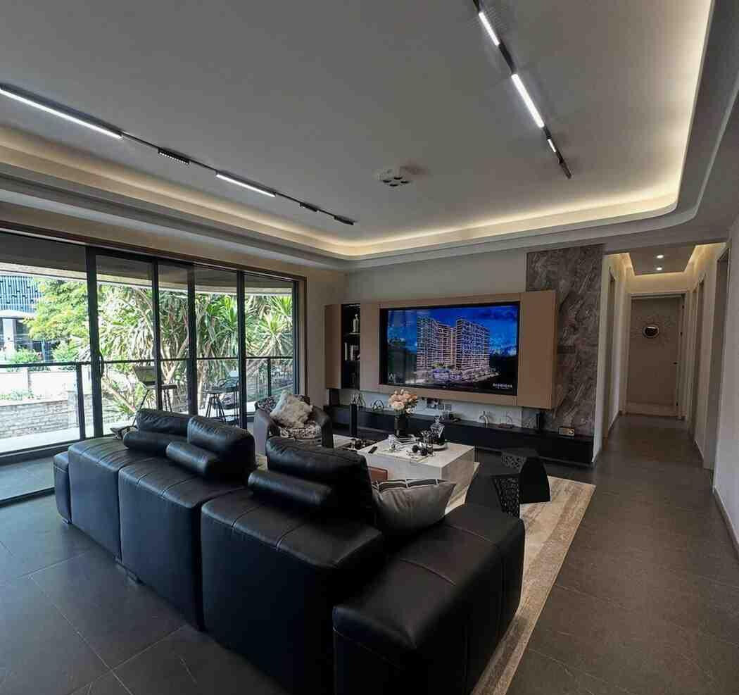 3BR + Study with 1.7-Acre Mall & Heated Pools - Westlands