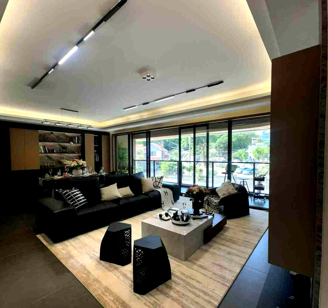 3BR + Study with 1.7-Acre Mall & Heated Pools - Westlands