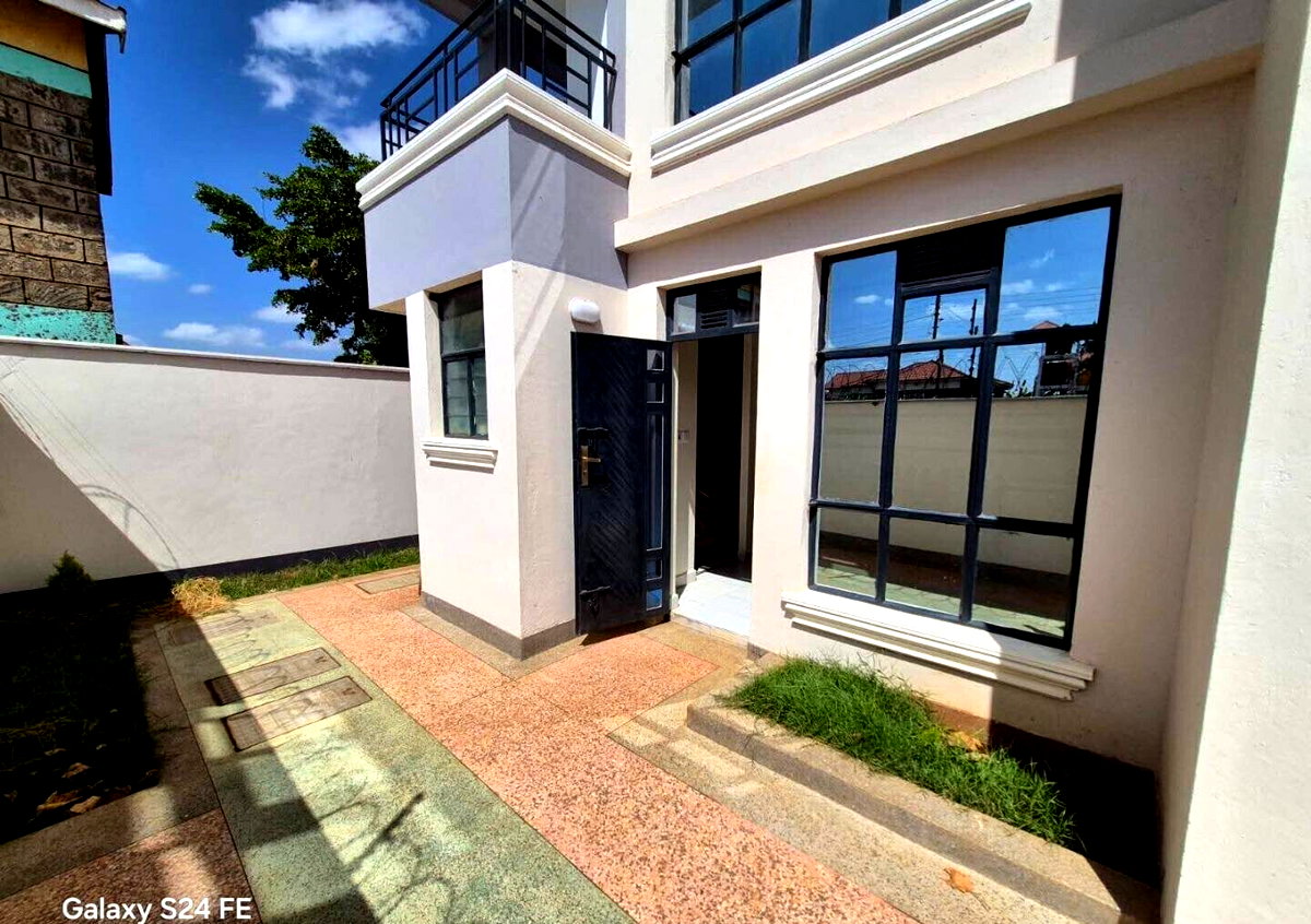 4BR All-Ensuite Mansion with Rooftop Lounge - Thika Landless