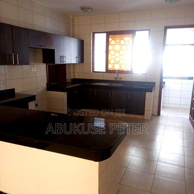3bdrm Apartment in Nyali for rent - Image 8