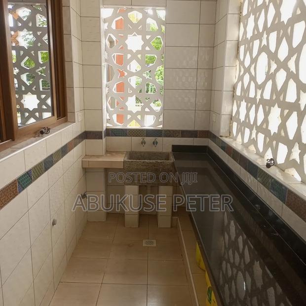 3bdrm Apartment in Nyali for rent