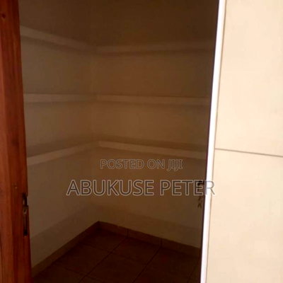 3bdrm Apartment in Nyali for rent - Image 10