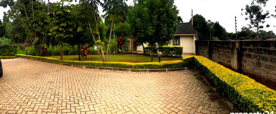 4-Ensuite Townhouse with DSQ & Private Balcony - Spring Valley