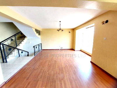 5bdrm Mansion in South B for sale - Image 2