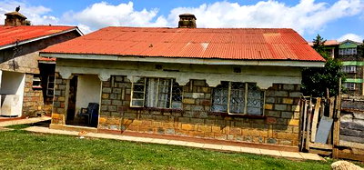 8bdrm Bungalow in Kimumu for sale - Image 5