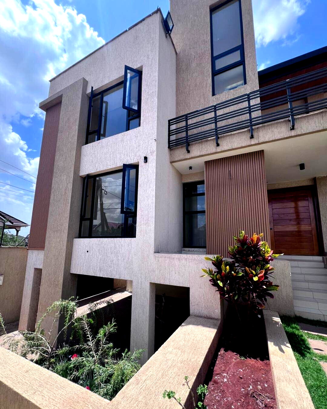4BR Corner Townhouse All Ensuite - Membley, Ruiru