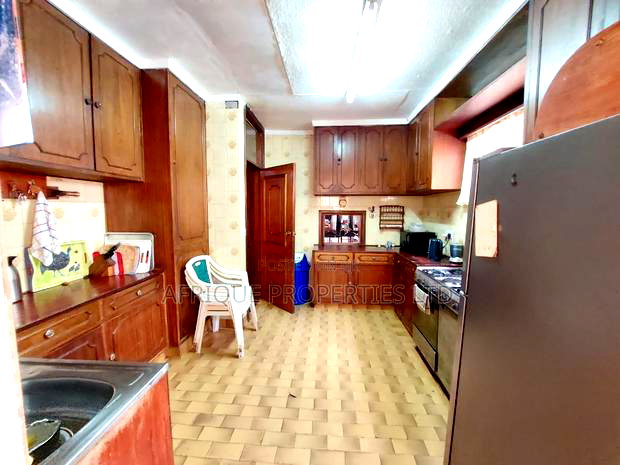 5bdrm Bungalow in Loresho for sale