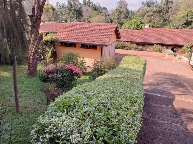 5bdrm Bungalow in Loresho for sale