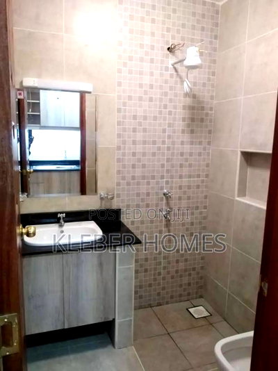 Studio Apartment in South B for sale - Image 6