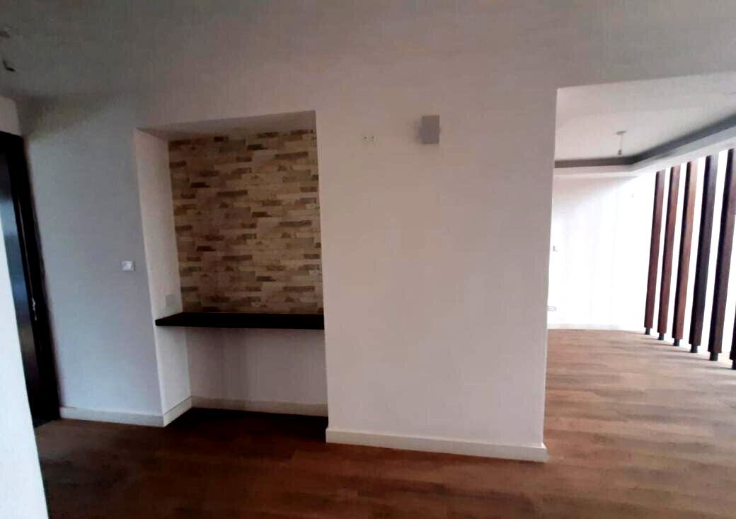 New 4BR Townhouse with Valley Views & Pool - Loresho