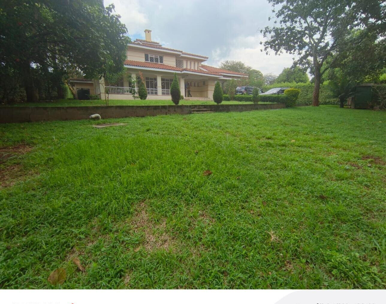4BR Townhouse on Half-Acre Garden with DSQ - Runda
