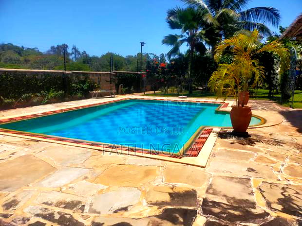 6bdrm House in Nyali Area for sale