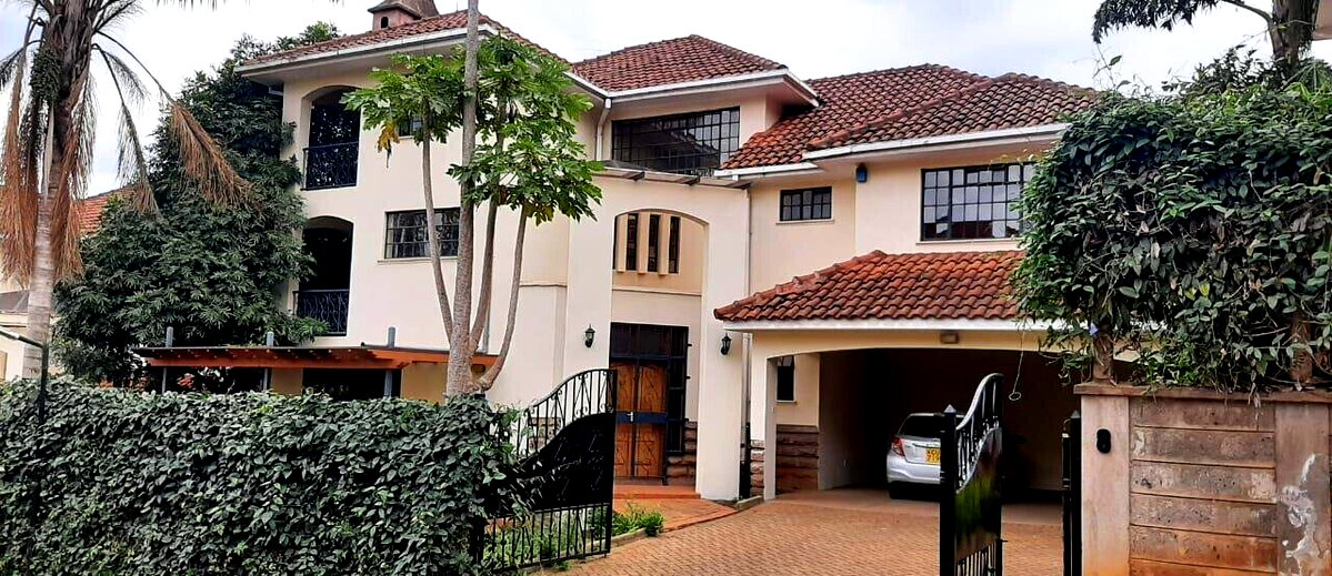 4-Ensuite Townhouse with Fireplace & Private Garden - Spring Valley