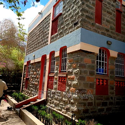 5 Acres Plus 7 Bedroom Maisonette in Kitengela Milimani - Image 7