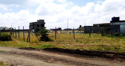 50x100 Plot with Garden in Kamakis