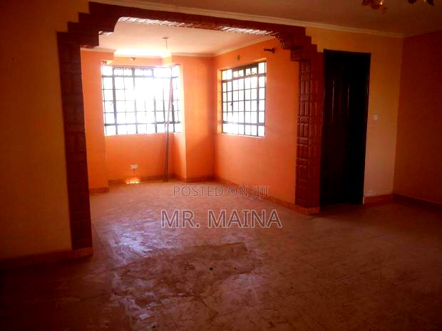 3bdrm Apartment in Easy Prestige, Gateway Mall Area for sale