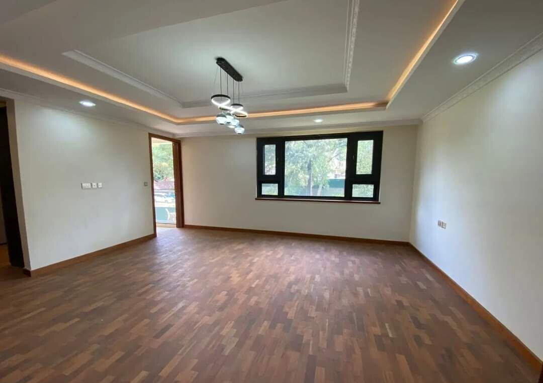 Newly Built 5-Ensuite Townhouse with Study & DSQ - Lavington