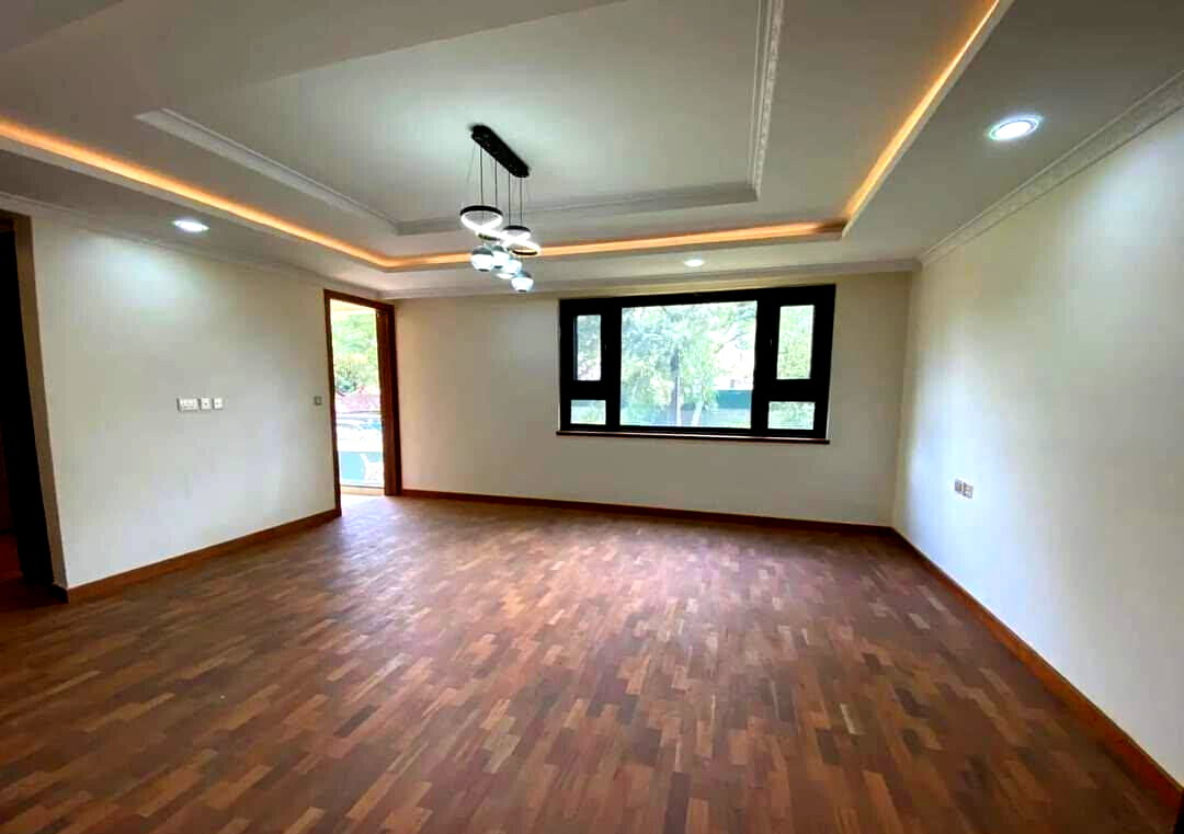 Newly Built 5-Ensuite Townhouse with Study & DSQ - Lavington